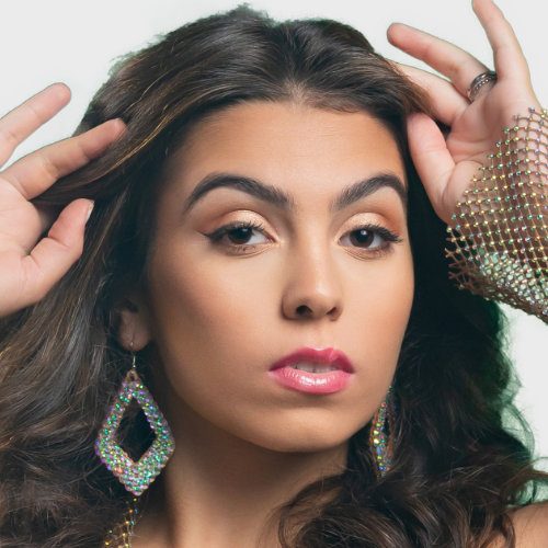 Aline Neves